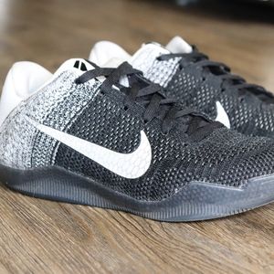 Kobe XI Last Emperor Colorway Size 9